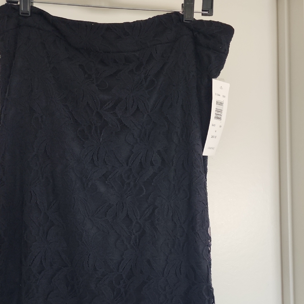 Elegant Black Lace Skirt